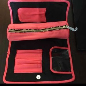 VS roll-up makeup bag